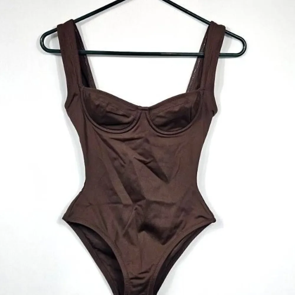 Skims‎ one piece swimsuit Nwt